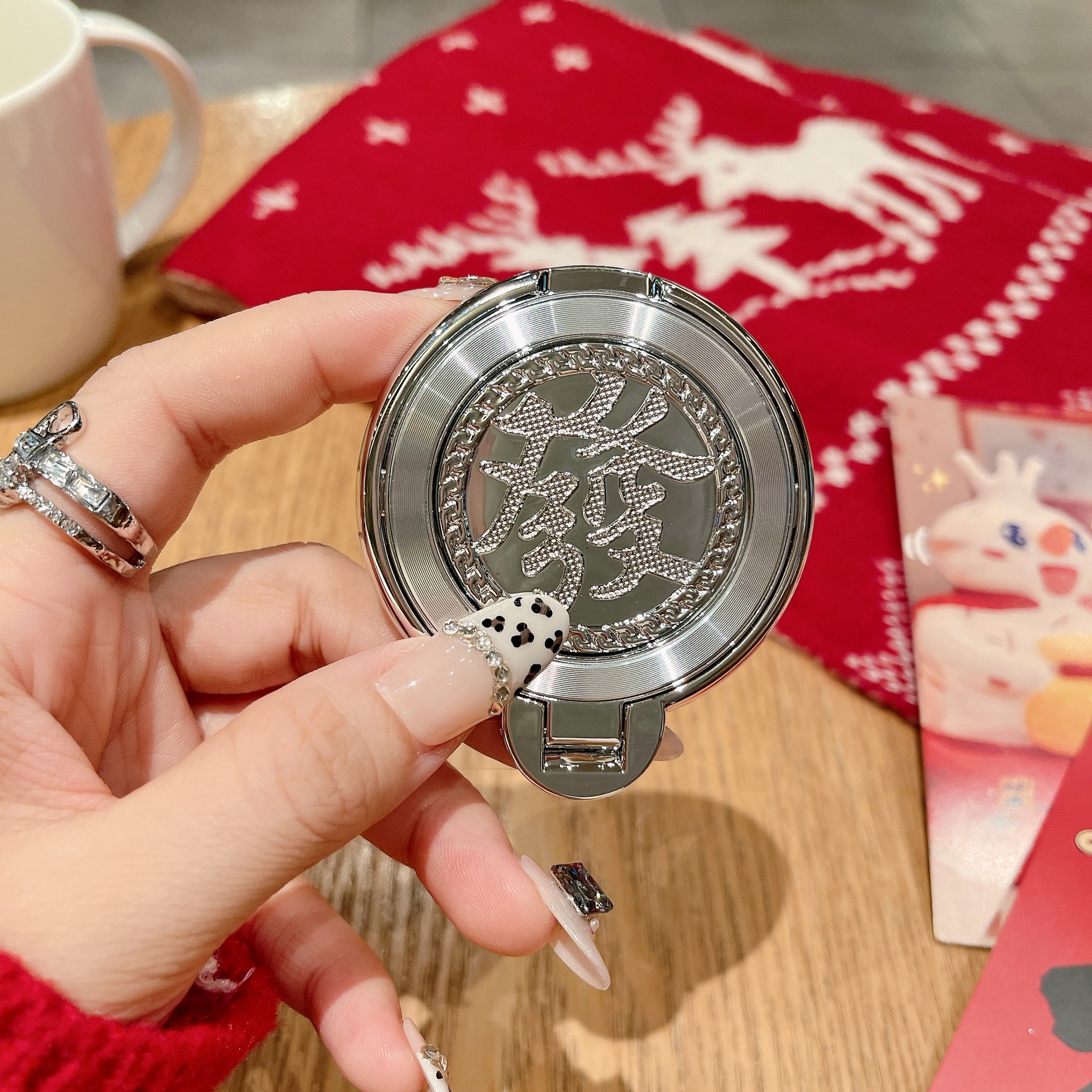 Año Nuevo para ganar dinero y descomprimir giroscopio giratorio soporte de succión de teléfono móvil perezoso caso de teléfono móvil soporte creativo universal