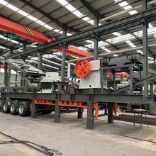 轮胎移动式破碎站建筑垃圾反击式破碎生产线厂家履带式矿石磨粉机
