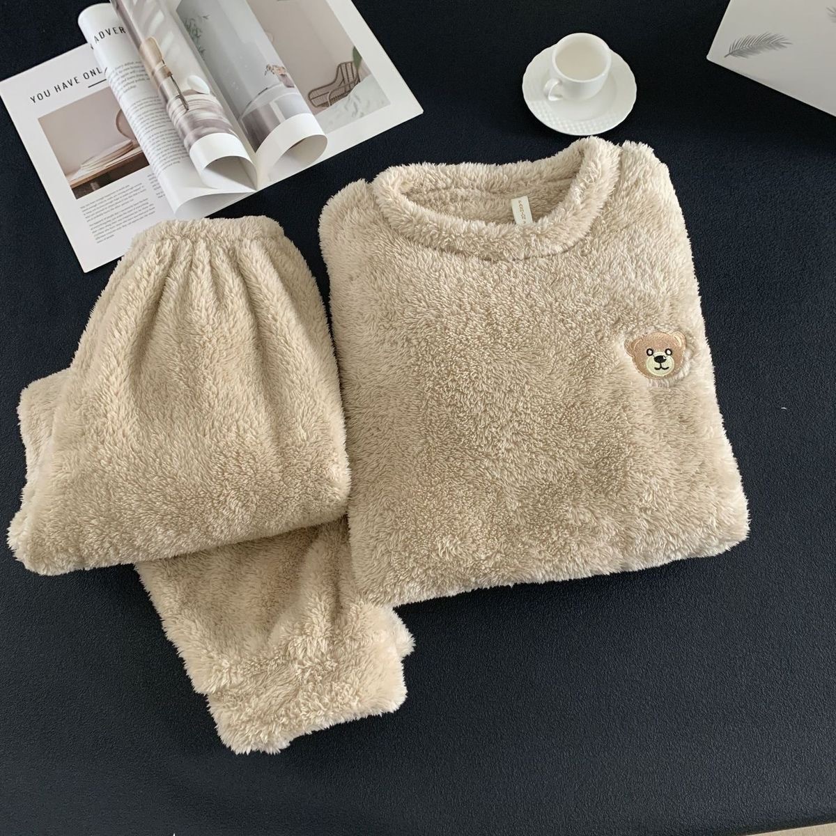 Pijamas de coral de lana para hombre invierno nuevo dulce dibujos animados geométricos osos simple fuera de vestir ropa casera