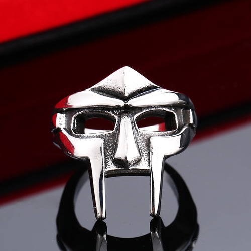 beier European and American foreign trade stainless steel men's ring jewelry retro personality mask titanium steel ring wholesale