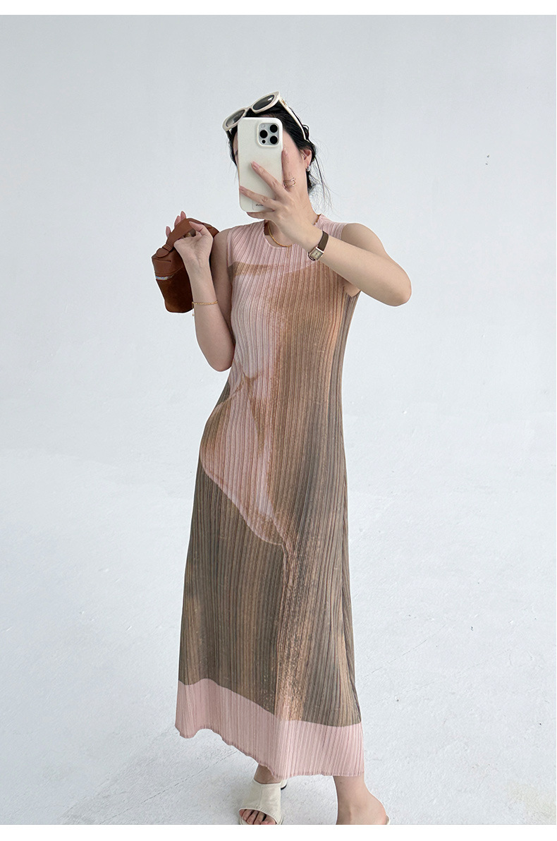 Đầm maxi nữ in hoa cổ tròn không tay ôm sát — Màu nâu đỏ chi tiết 21