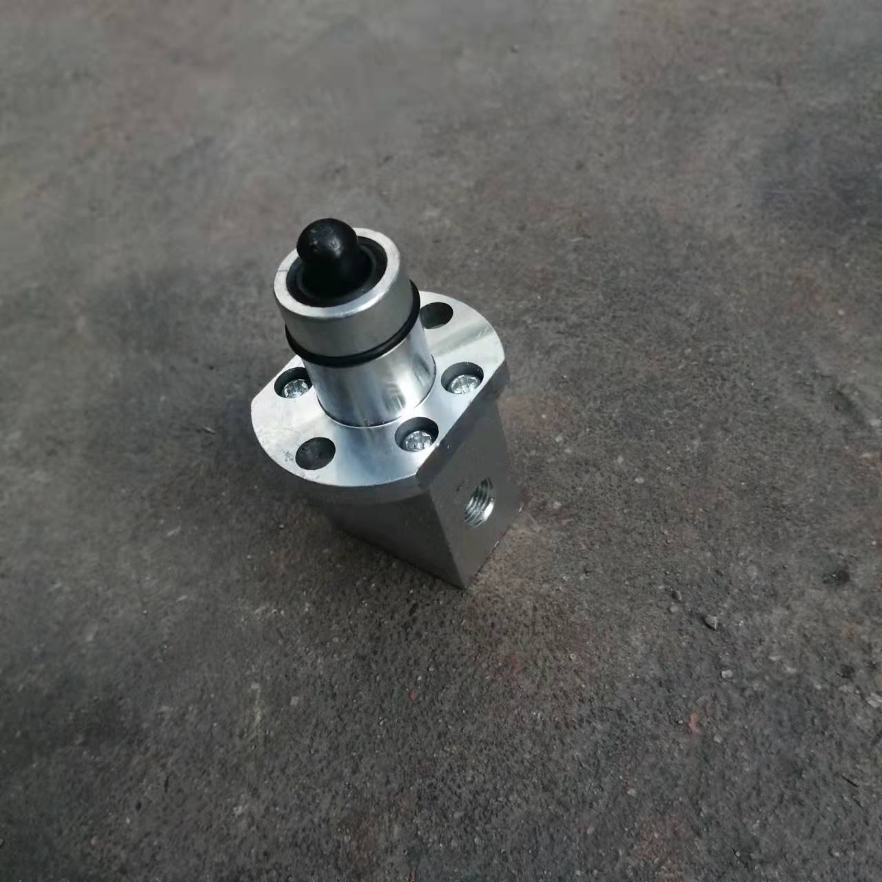 12js160t 1703022 клапан контрольный