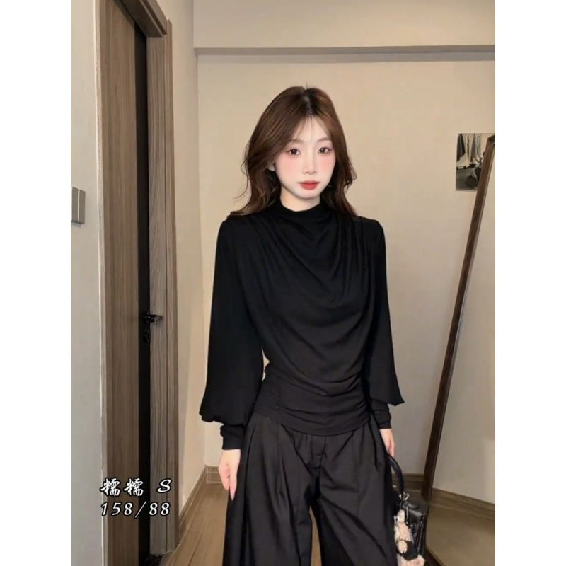 Draped collar design, right-shoulder long-sleeve lantern-sleeve T-shirt for women, early autumn new style, slimming, versatile, and elegant top