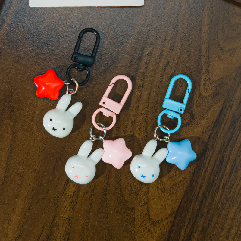 Colorful N28 Japanese Miffy Rabbit Star Keychain Soft Cute Girly Creamy Pentagram Cartoon Bag Pendant