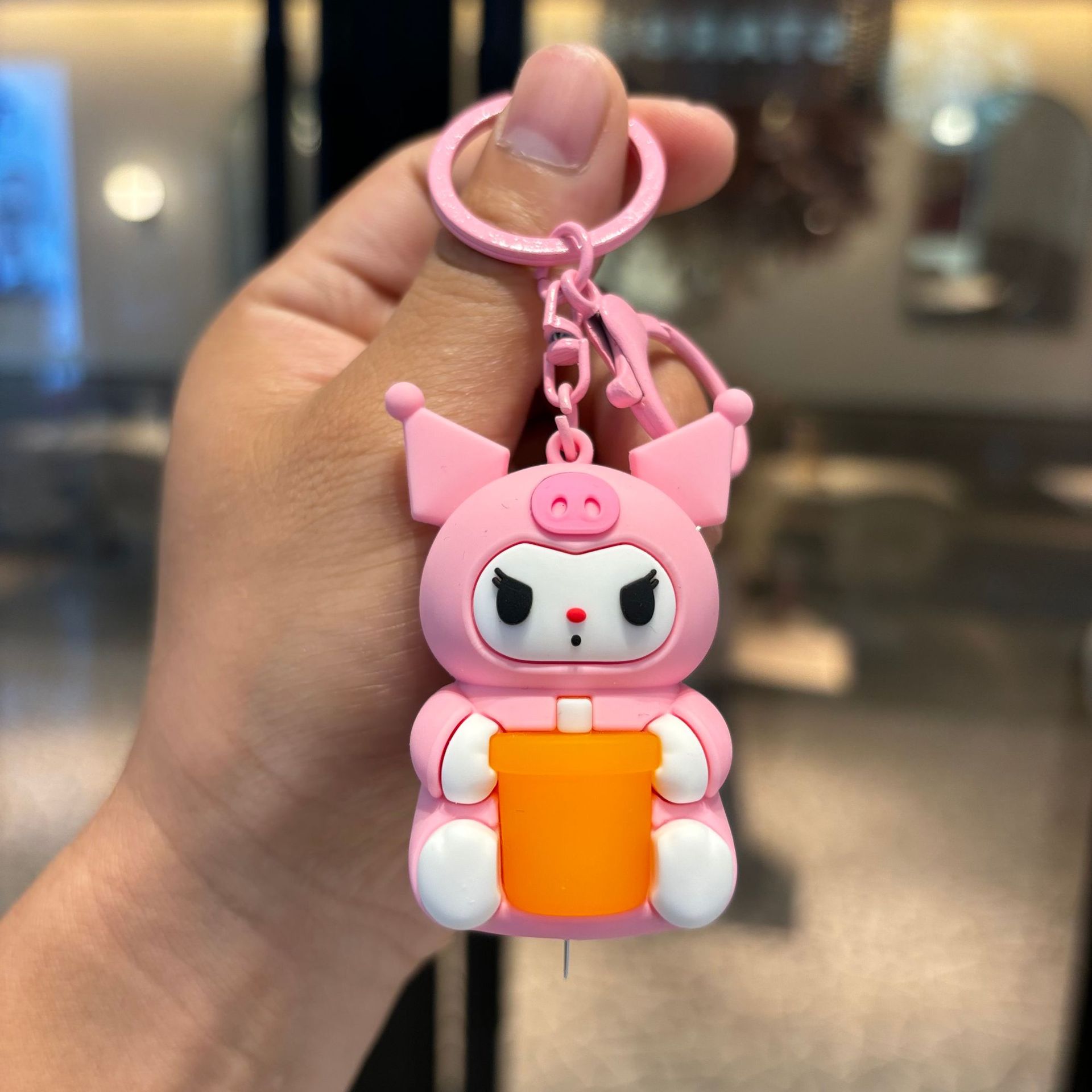 Transfronterizo Kapibara iluminación llavero Kullomi llavero muñeca pequeño beaver colgante colgante