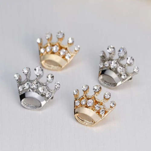 Eurasian cross-border fashion personalized accessories water drill crown brooch, hollow retro creative pin suit fashion men
