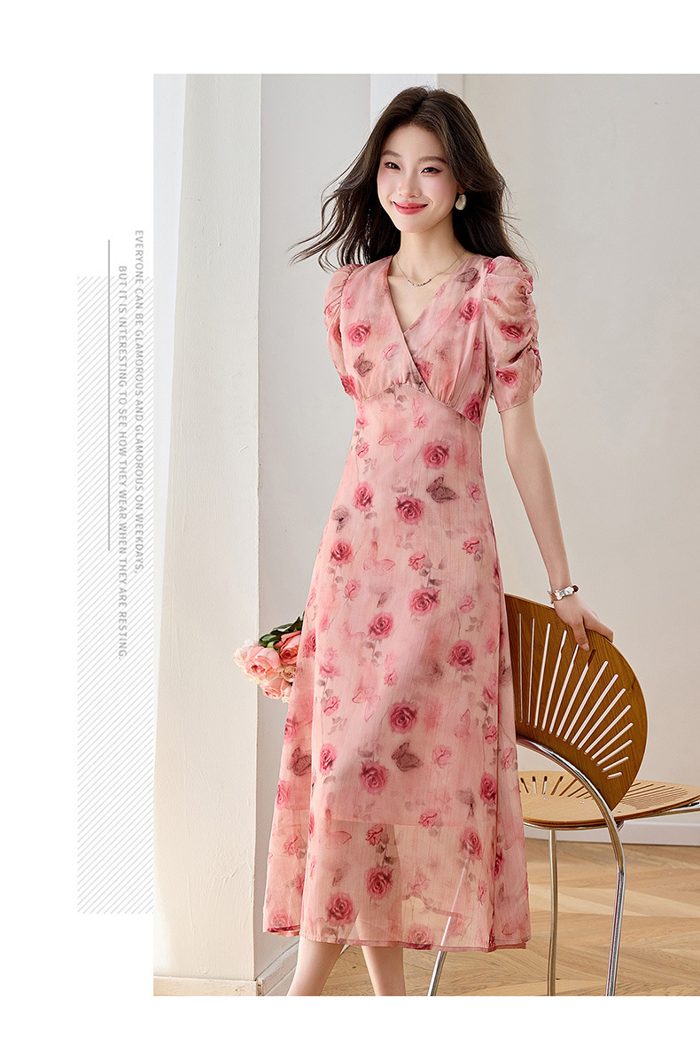 Đầm maxi nữ cổ V thắt eo in hoa dáng dài WA9513 — Hoa hồng chi tiết 18