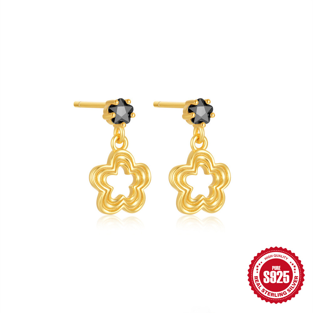 Flor dorada de cinco pétalos