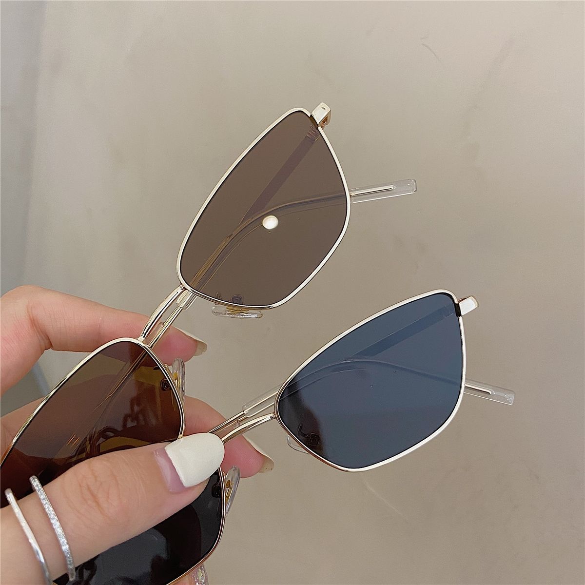 40g Weight Full Frame Glasses Structure Sunglasses Classification PC, UV400 Protection Lens Material Cat Eye Glasses Style Outdoor, Travel, Beach Occasion Geometric Pattern All Seasons Season Unisex Gender Retro, Classic Style Style Grey, Black Color Retro Classic Style Geometric PC UV400 Protection Cat Eye Full Frame Women's Sunglasses 1