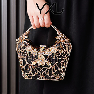 Cross-border spot black dinner bag high-end hollow party hand bag shiny banquet bag source factory direct sales