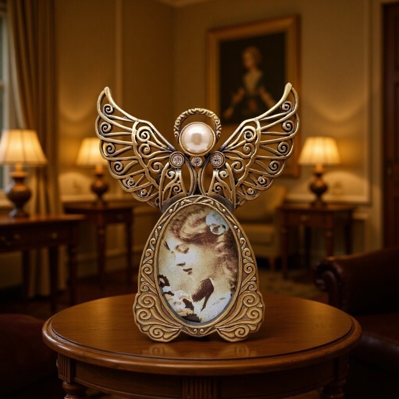 Angel children's metal photo frame table creative Angel metal photo frame exquisite metal photo frame table Angel children's metal photo frame table creative Angel metal photo frame exquisite metal photo frame table
