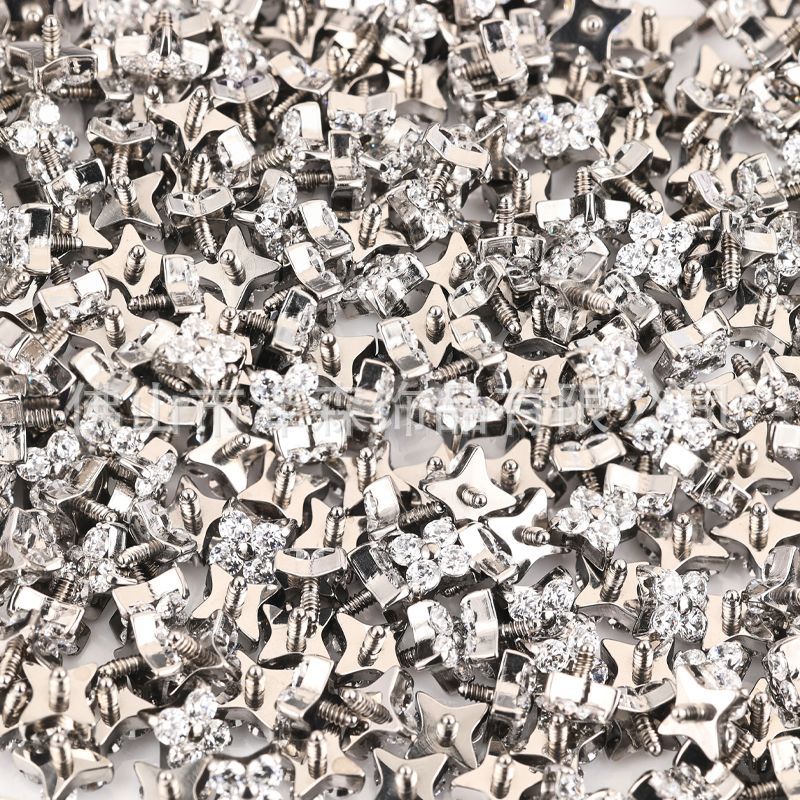 Zesen F136 Titanium Alloy Ear Nail Four-leaf Clover Petals with 5A Zircon Lip Nail G23 Titanium Ear Bone Nail Human Puncture detail image 7