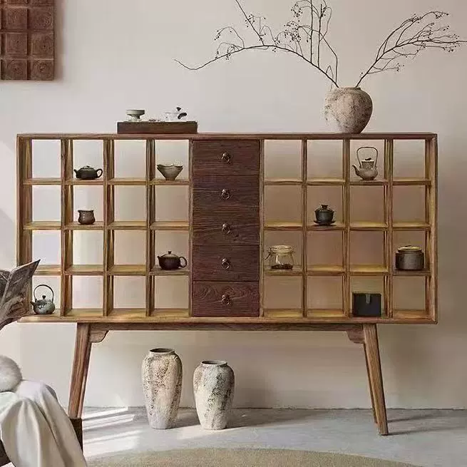 Старый Эльм Богу Жилая Гостиная находится на стене, чтобы принять шкаф для хранения чая напольного типа, шкаф для хранения