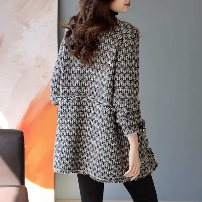 Длинная вязаная куртка, модный кардиган, стиль Chanel, средняя длина, плюс размер