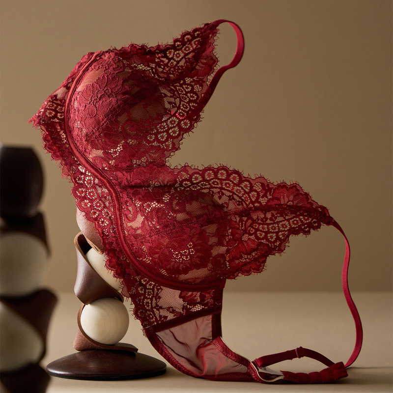 Cerotich Red French Lace Lingerie for Women, Wireless Bra for Large Busts, Sexy and Pure Desire Style