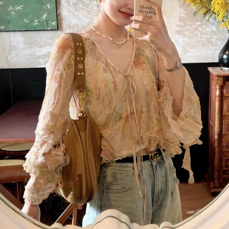 Poetic Gradient Green Fairyland Print Flared Ribbon Sleeve Fairy Thin Cardigan Spring New Style Elegant Shirt for Women