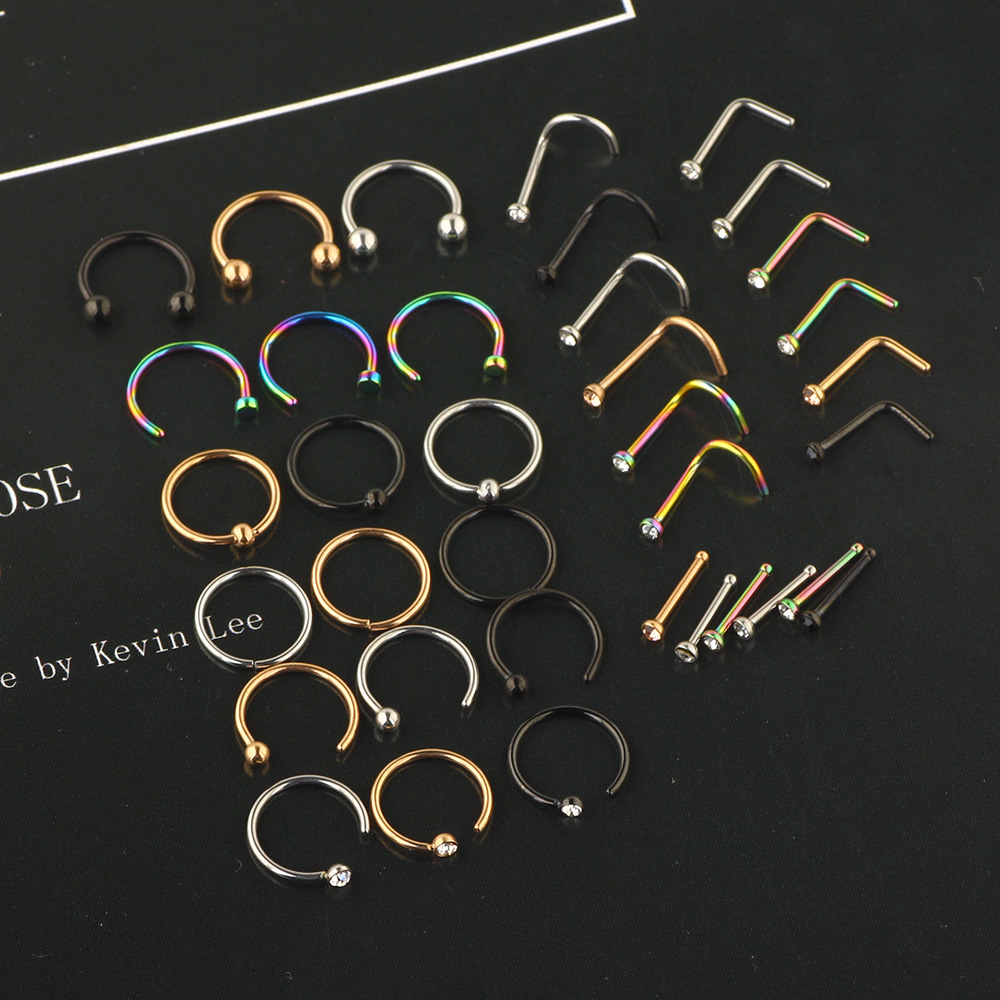 16G labret stud size and finish detail