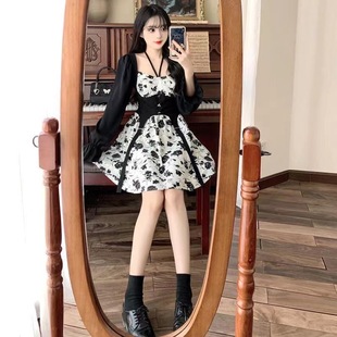 �n��С�������к�ɫõ��ӡ���B��ȹŮ�ļ��¿������@�ݜp�gA��ȹ