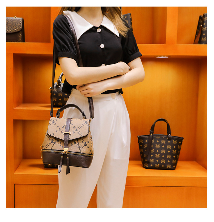 Yeni Omuz Çantası Kadın Moda Baskı Desenli Çok Yönlü Kız Öğrenci Japon Kore Okul Çantası Büyük Kapasiteli Küçük Sırt Çantası_voghion.com