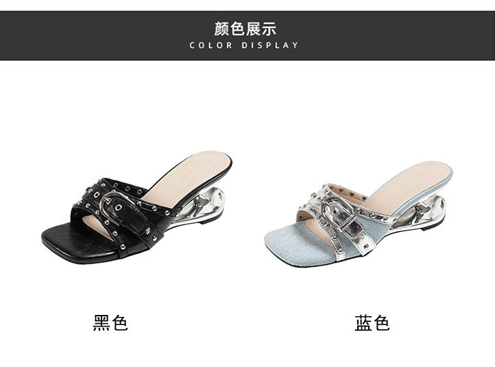 Dép sandal nữ quai ngang mũi vuông hở ngón, khóa kim loại đính đinh tán, gót dị hình tăng chiều cao 6 cm — Màu xanh dương, màu đen chi tiết 4