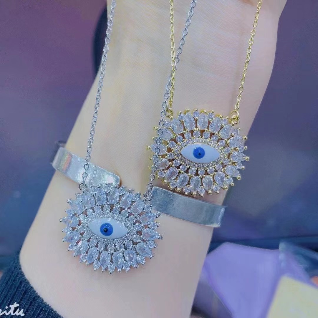 Wedding, Travel Occasion Simple Micro-encrusted Zircon Eye Pendent Copper Collarbone Chain Wholesale