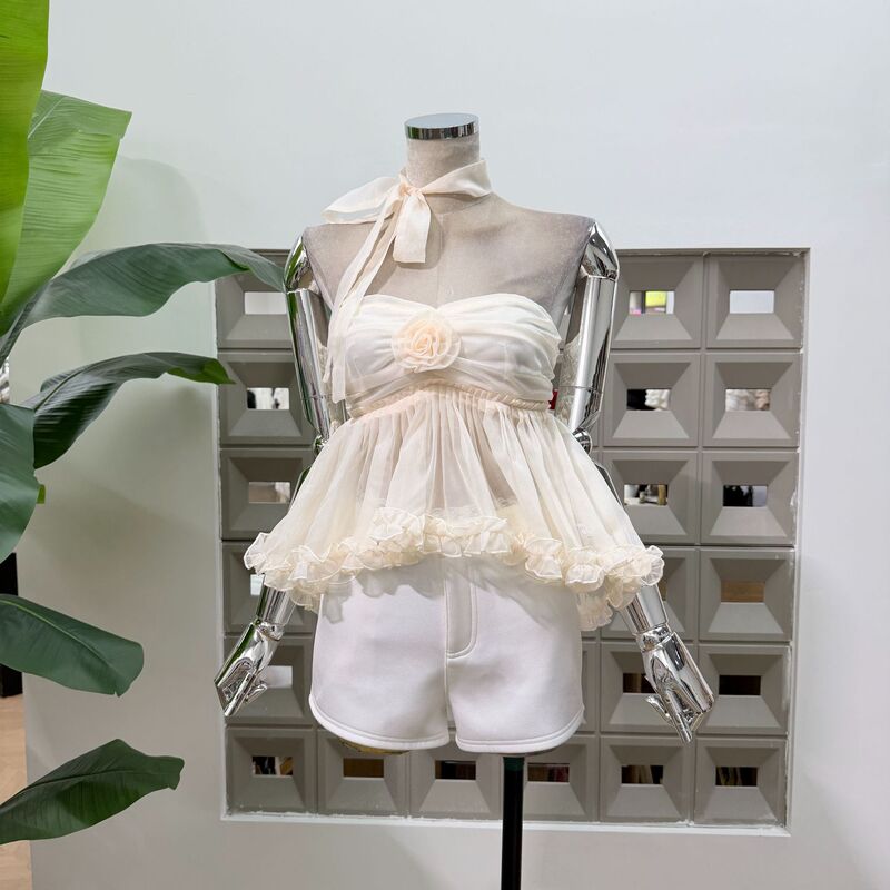 Amazon Sweet and Stylish 2026 Street Style Backless Three-Dimensional Floral Ruched Strapless Puffy Flowing Doll-Style Top Amazon Sweet and Stylish 2026 Street Style Backless Three-Dimensional Floral Ruched Strapless Puffy Flowing Doll-Style Top