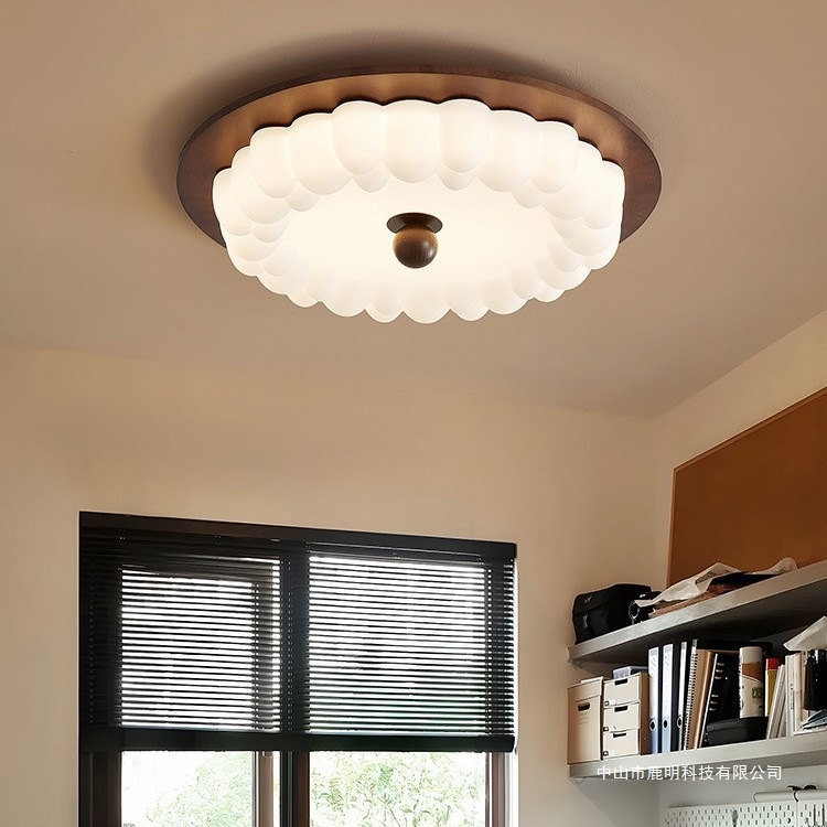 Estilo antiguo retro madera de nogal color wabi-jifeng dormitorio lámpara de techo lámpara de dormitorio principal viento crema habitación de los niños libro lámpara de habitación