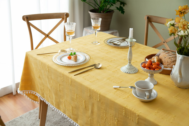 French Romantic Cotton Cut Flower White Pom-Pom Tablecloth Rectangular Coffee Dining Cloth Table Cover_voghion.com