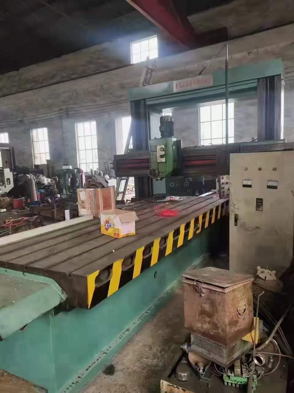 处理二手青岛永立TX20-1B龙门铣床二手2X4米龙门铣