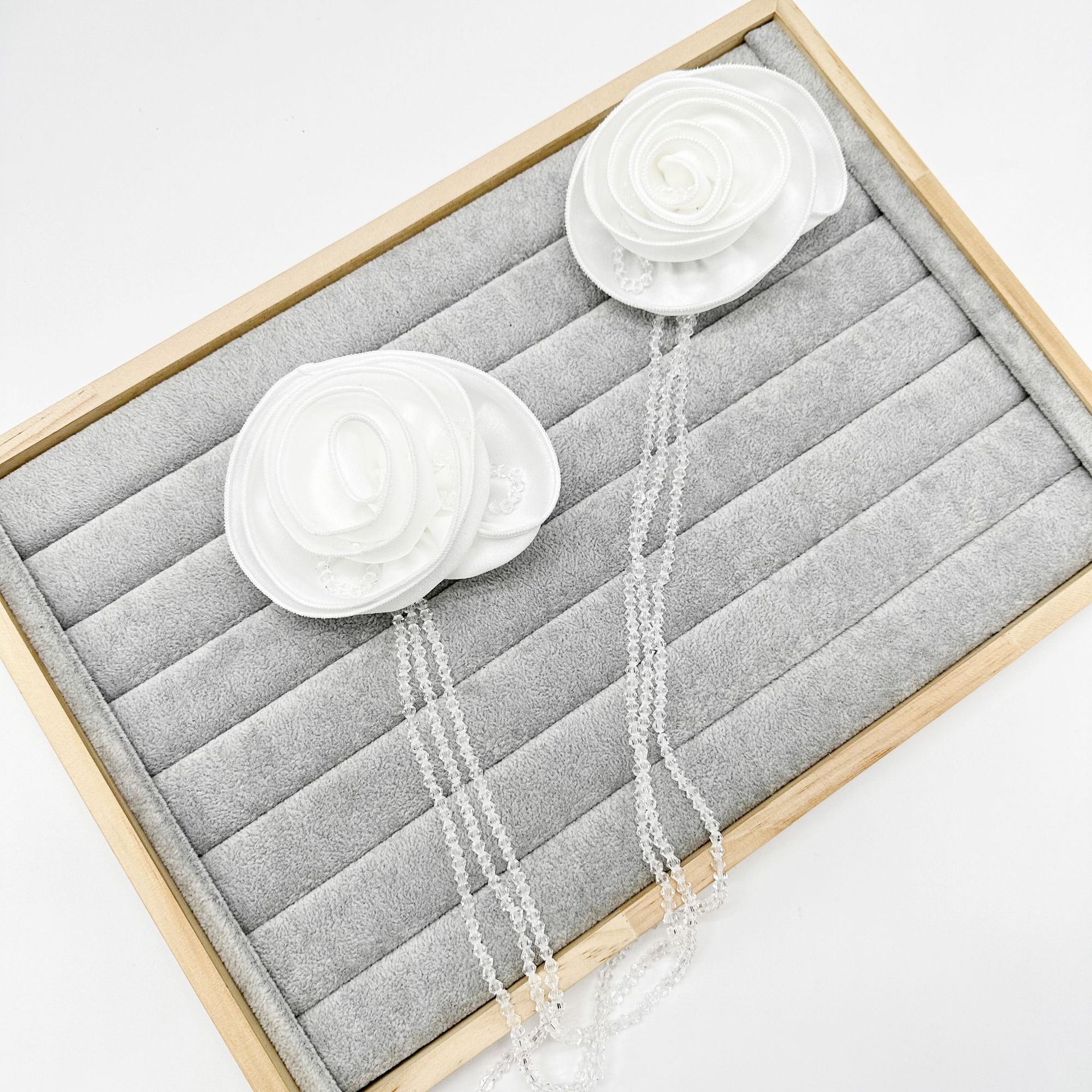 Nuevas flores tridimensionales cristal clavos perlas franela flor de pecho decoración flor parche calcomanías vestido accesorios de decoración
