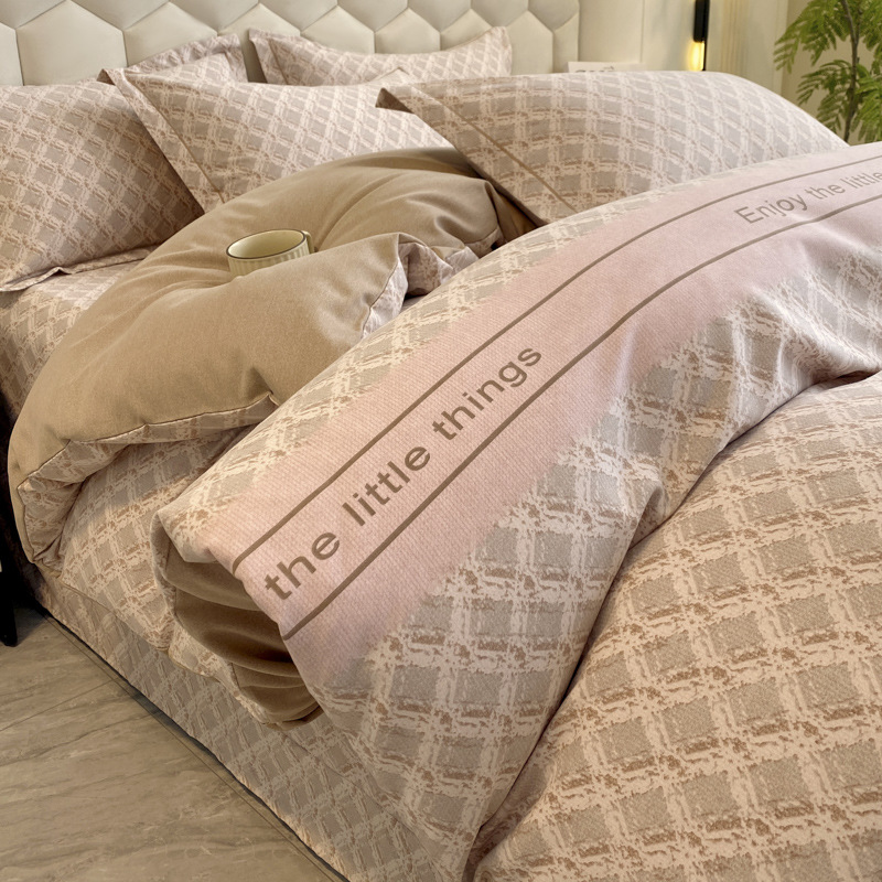 Sábanas de algodón para la piel, ropa de cama de cuatro estaciones, cubierta de edredón grueso de alta calidad, 100 algodón pulido, cuatro piezas