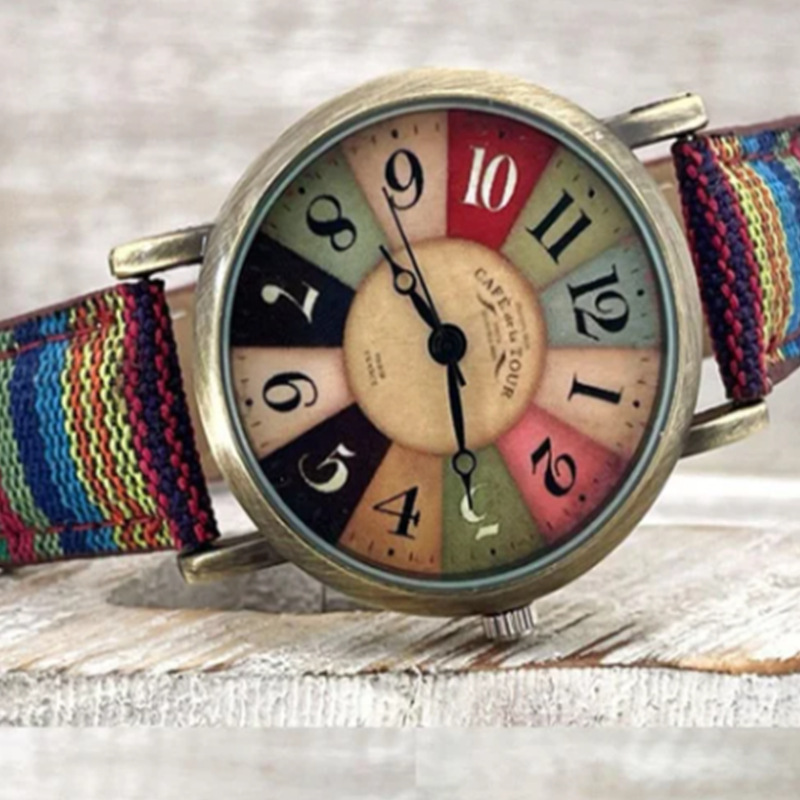 Reloj hippie bohemio de colores – patrón multicolor de arcoíris, fabricante, stock