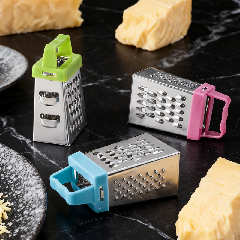 Fabricante mini planador de queso cuadrangular planador multifuncional de acero inoxidable jengibre planador de queso picador de verduras