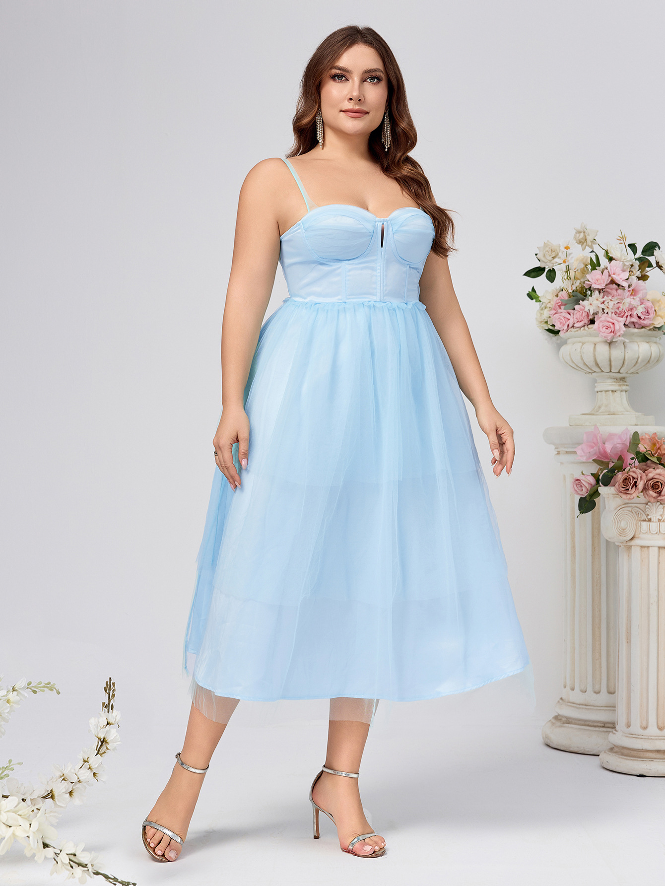 Comercio exterior europeo y americano de gran tamaño nuevo vestido de novia con tirantes Amazon vestido de dama de honor de boda de malla sexy con algodón en el pecho