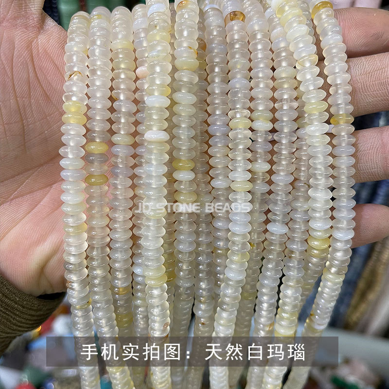 El hombre que se ahoga en el agua.jpg