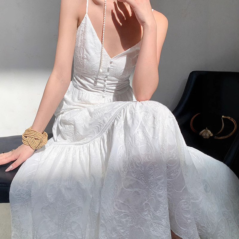 White Resort Style Sleeveless Suspender Seaside Dress for Women Summer Waist Slimming Look Heavy Industry High-End Long Skirt