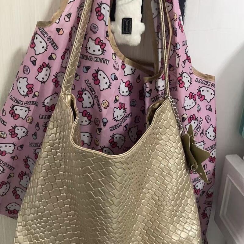 Champagne-Colored Woven Pattern Tote Bag for Women, Large Capacity, High-End Feel, Handbag, Shoulder Bag, Bucket Bag K6 Champagne-Colored Woven Pattern Tote Bag for Women, Large Capacity, High-End Feel, Handbag, Shoulder Bag, Bucket Bag K6