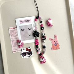 原创小众三丽鸥HelloKitty可爱串珠手机链相机链防掉手腕式轻奢美