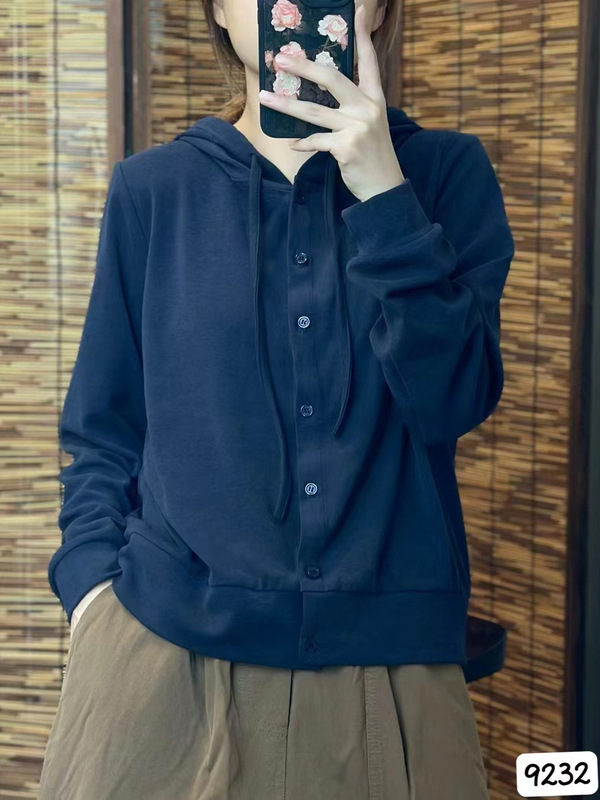 古咖服饰2025秋款亲肤精梳棉连帽上衣女复古文艺纯色长袖开衫卫衣|undefined