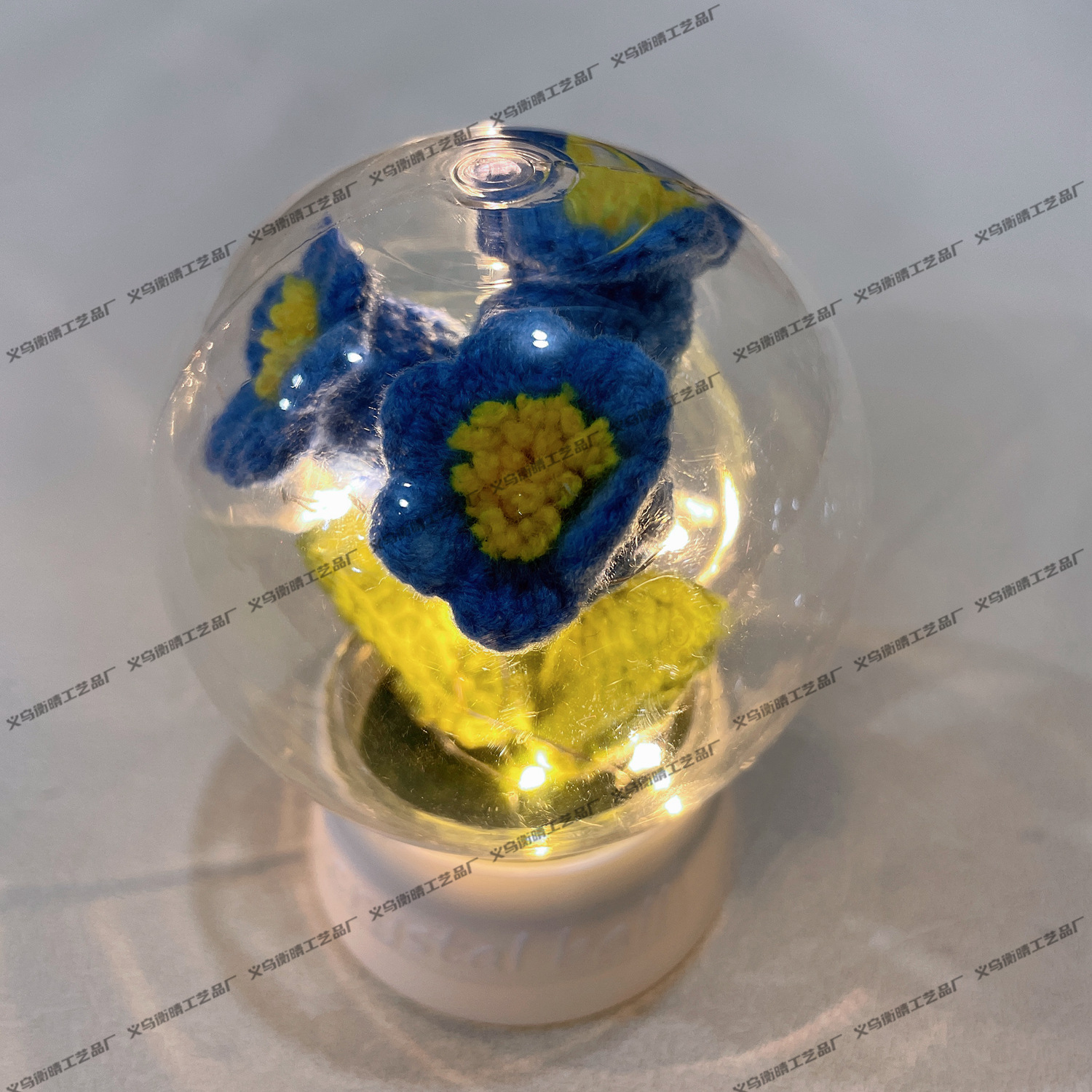 [야간 조명] 세 개의 푸른 은방울꽃 수정구슬