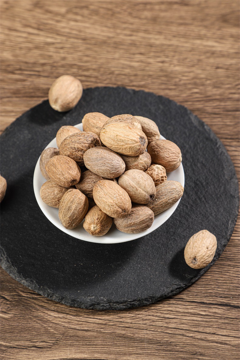 Nutmeg Rou Kou 肉蔻 Whole Dried Spice Culinary Herb 500g Bulk Bag quality and texture