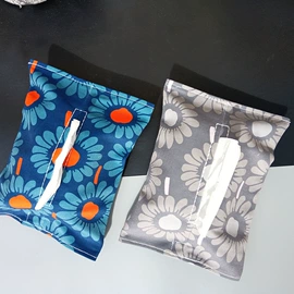 围裙、袖套;防烫手套;布艺纸巾盒