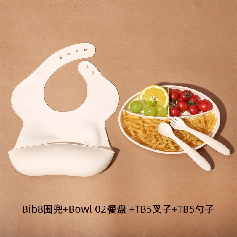 분리 접시 + 포크 스푼 + 턱받이 화이트