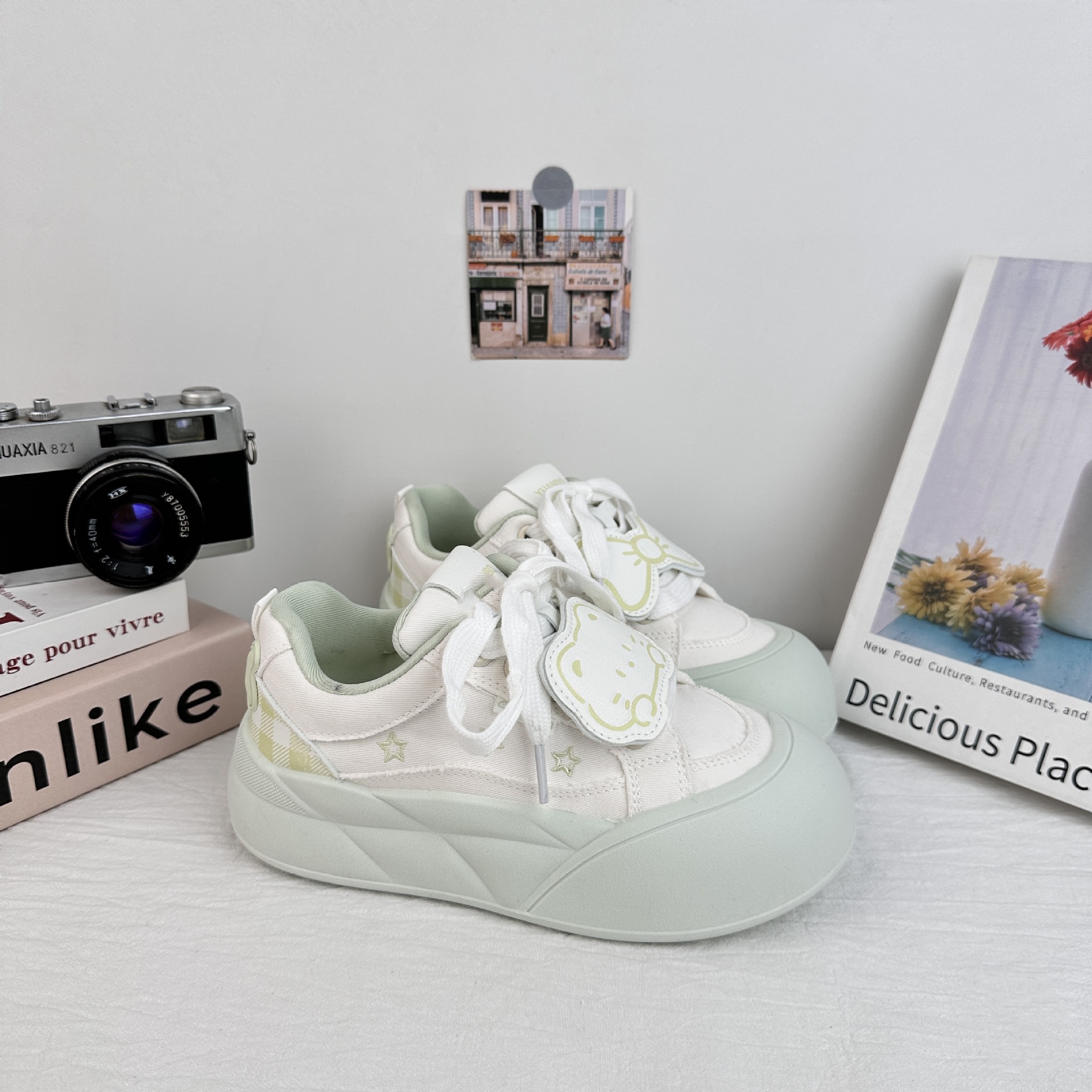 Yuanbo coreano zapatos de skate casuales para mujeres 2025 nuevo verano lindo zapatos blancos con faldas zapatos de pan