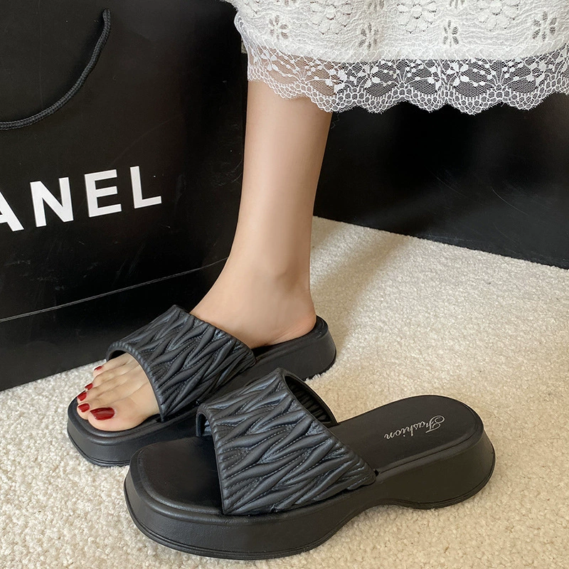 2024 новые тапочки, женская летняя одежда, Нескользящие модные сандалии на толстой подошве, женская обувь, горячая Внешняя торговля