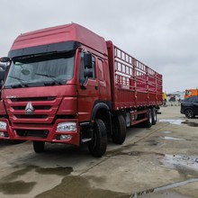 后八轮工程货车报价 二手重型后双桥自卸车厂家出售出口二手豪沃