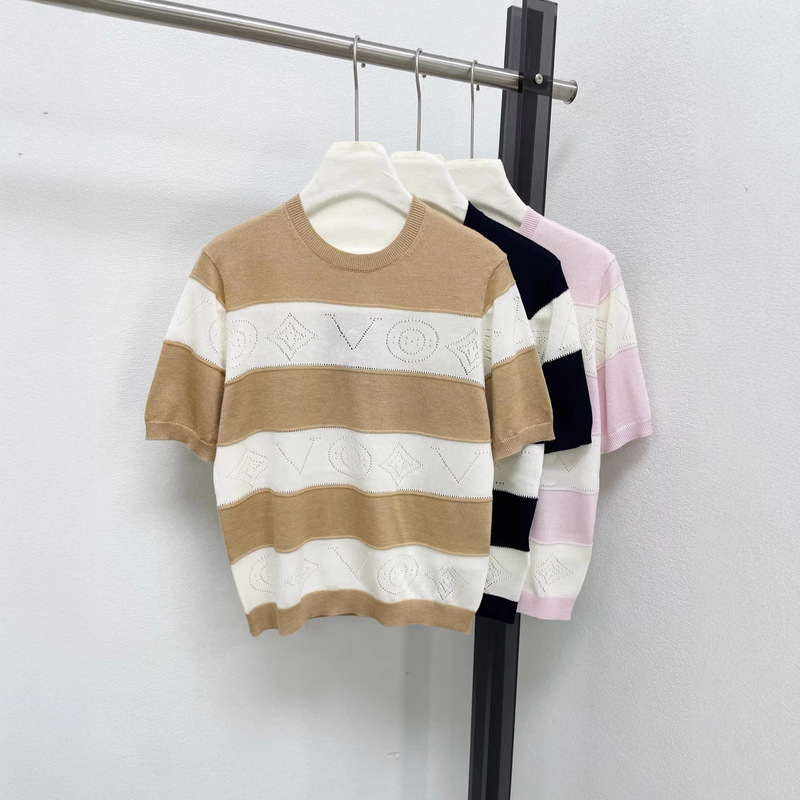 High-End L+26 Summer New Style Simple Contrasting Color Striped Hollow Letter Jacquard Round Neck Short-Sleeved Knitwear for Women High-End L+26 Summer New Style Simple Contrasting Color Striped Hollow Letter Jacquard Round Neck Short-Sleeved Knitwear for Women
