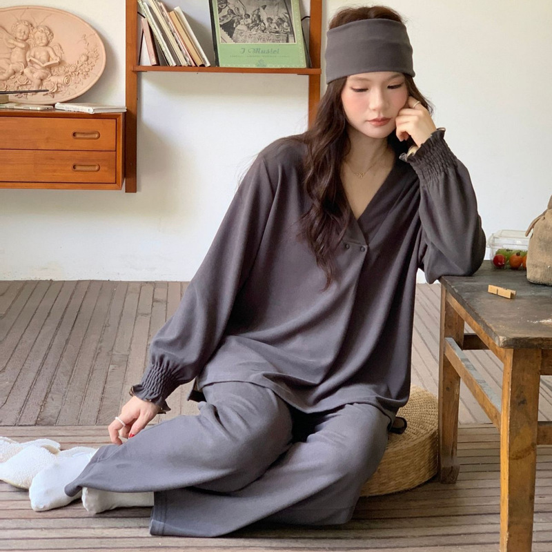 【In Stock 88301】Autumn and Winter Maternity Loose Fleece Pajamas for Pregnant Women, Postpartum and Maternity Wear Two-Piece Set 【In Stock 88301】Autumn and Winter Maternity Loose Fleece Pajamas for Pregnant Women, Postpartum and Maternity Wear Two-Piece Set