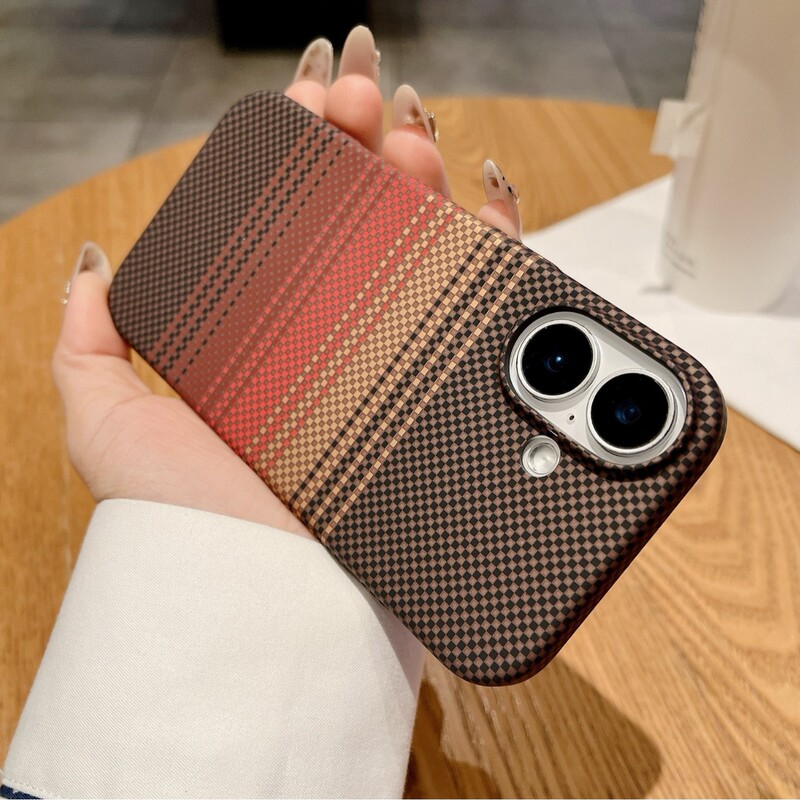 Suitable for Apple 16Promax Carbon Fiber Pattern Magnetic Phone Case Iphone15 Ultra-Thin Pc All-Inclusive Anti-Fall Sheath