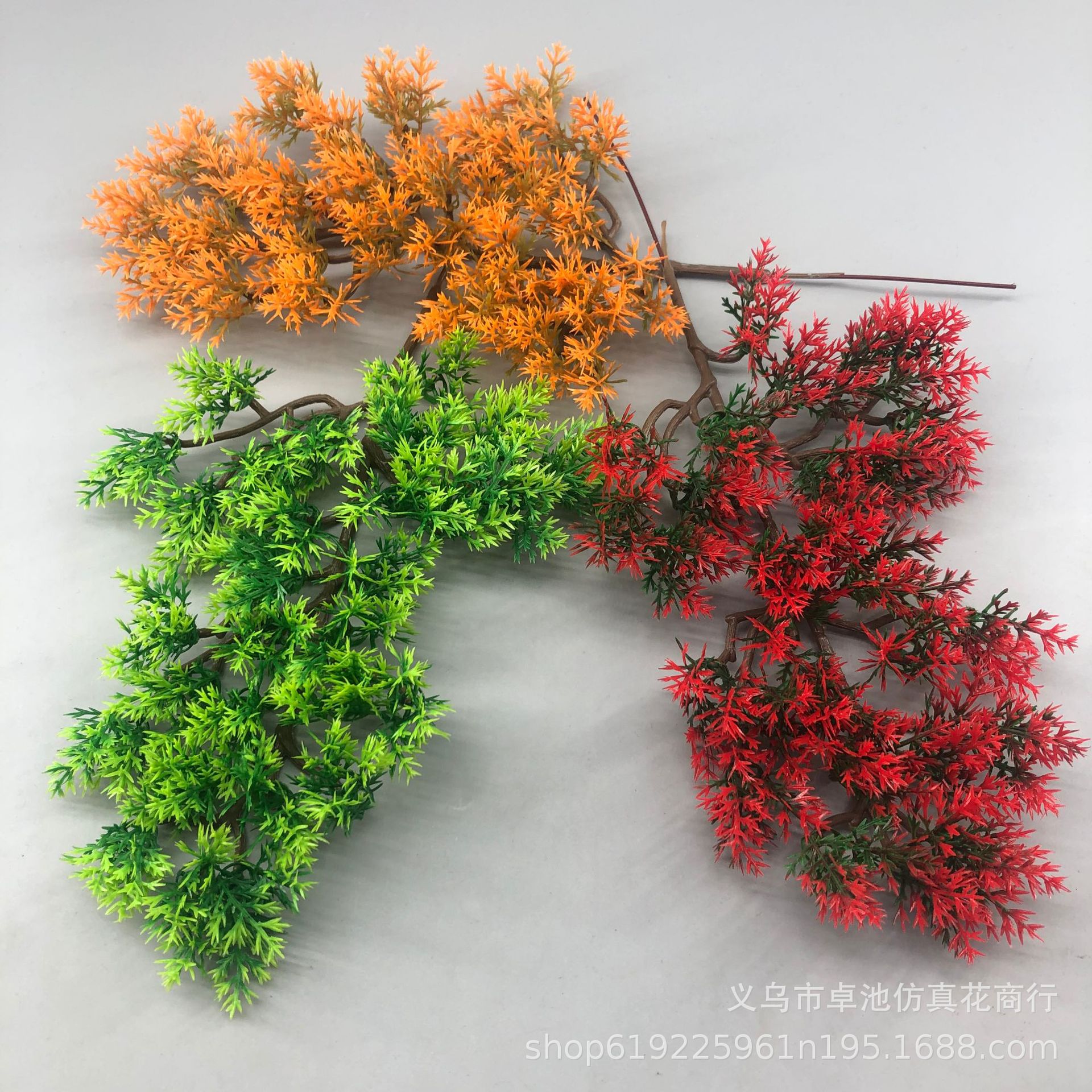 厂家直供仿真植物崖柏松枝假树枝景观装饰迎客松人造塑料花美人松